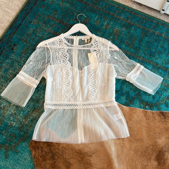 Lace white top - Picture 4 of 4